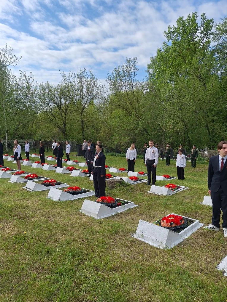 9 мая 2026 на Митрофановском кладбище администрация Пензенской районной больницы имени К. А. Карагизова приняла участие